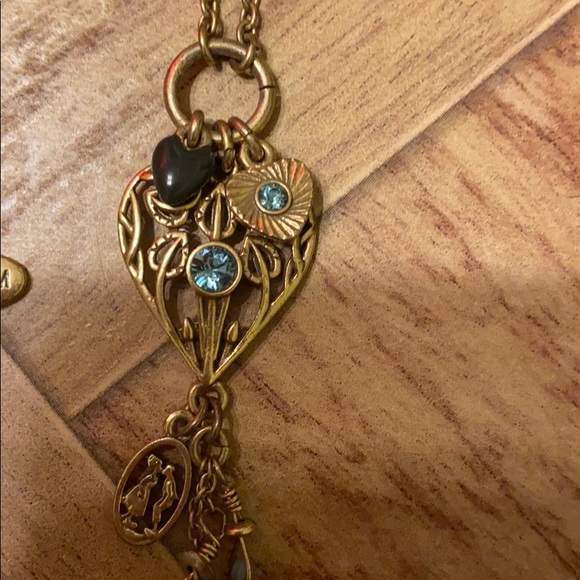 Necklace - Picture 5 of 5